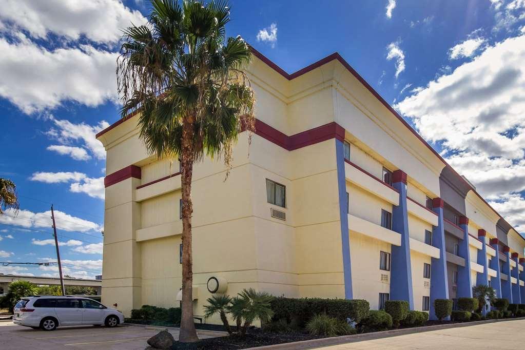 Rodeway Inn Houston North Greenspoint Ngoại thất bức ảnh